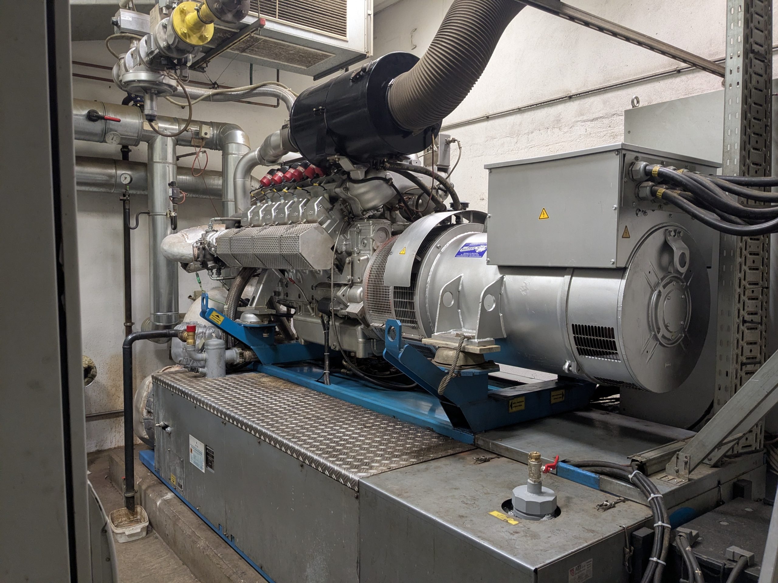 Modul eines BHKW einer Fernwärmeanlage